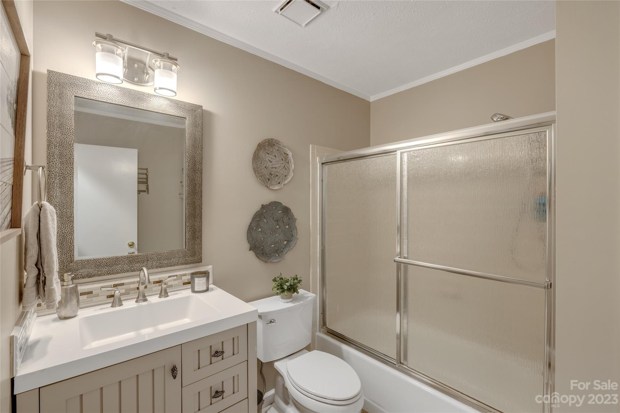 716 Shoreline Road Badin Lake, NC 28127 - Photo 17 of 39 Gallery Image 17