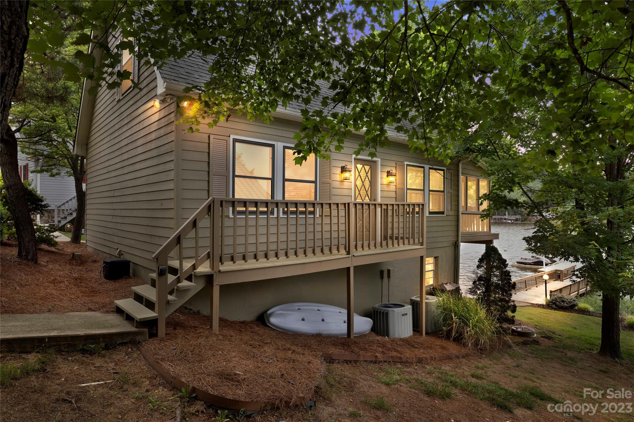 716 Shoreline Road Badin Lake, NC 28127 - Photo 3 of 39 Gallery Image 3
