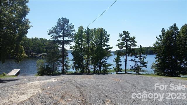 716 Shoreline Road Badin Lake, NC 28127 - Photo 36 of 39 Gallery Image 36