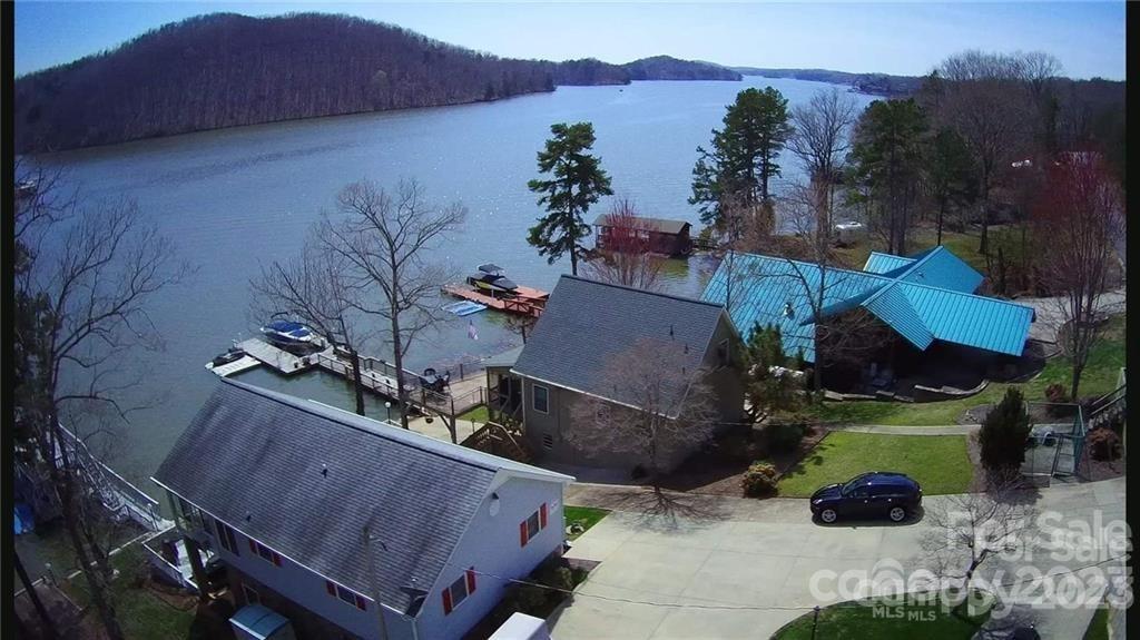 716 Shoreline Road Badin Lake, NC 28127 - Photo 37 of 39 Gallery Image 37