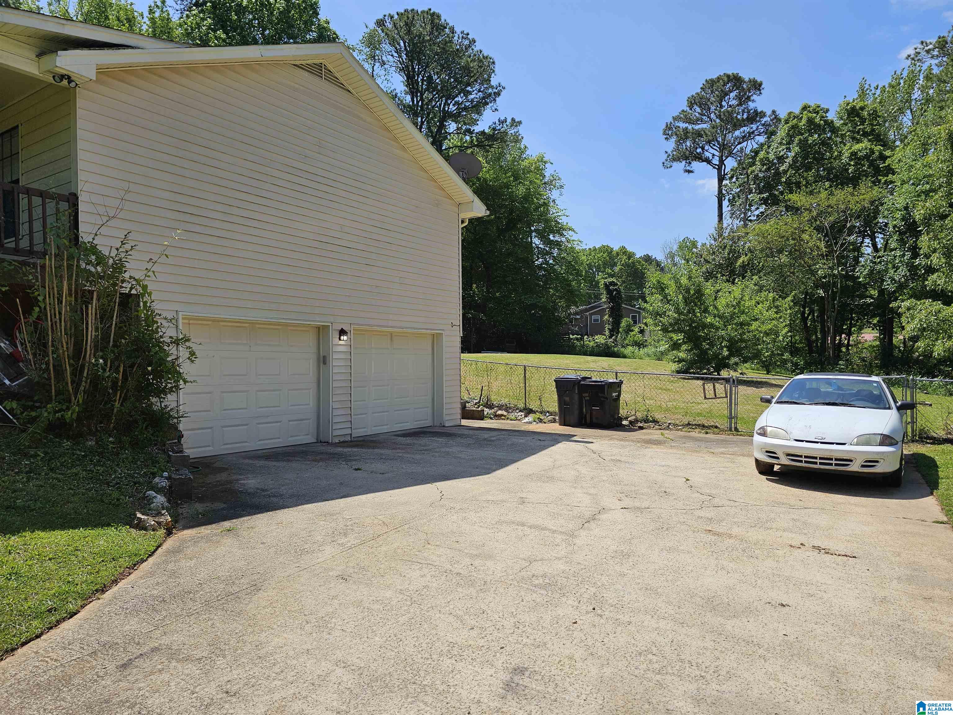 2719 Ray Way Birmingham, AL 35235 - Photo 4 of 18
