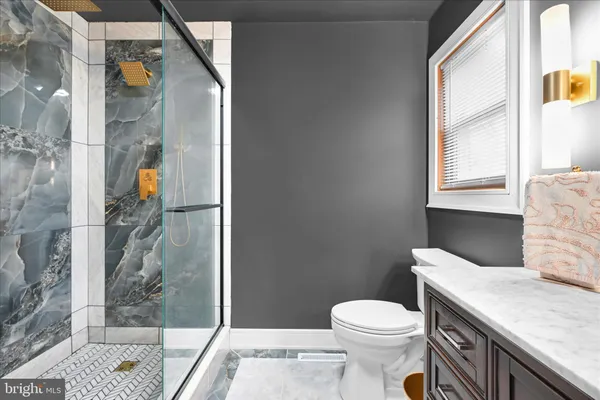 $425,000 | 434 Somerset Drive, East Stroudsburg, PA 18301