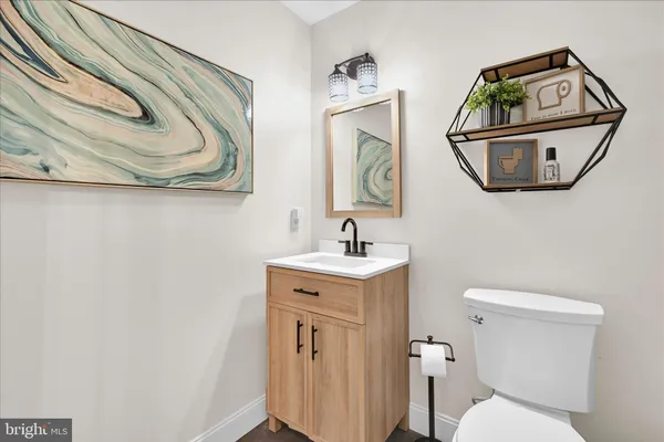 $425,000 | 434 Somerset Drive, East Stroudsburg, PA 18301