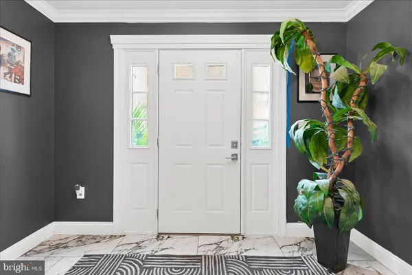 $425,000 | 434 Somerset Drive, East Stroudsburg, PA 18301