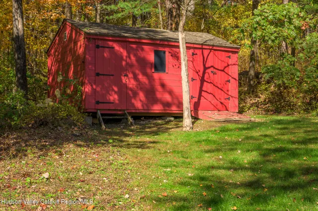 $998,000 | 4174 Highway 66, Malden Bridge, NY 12115