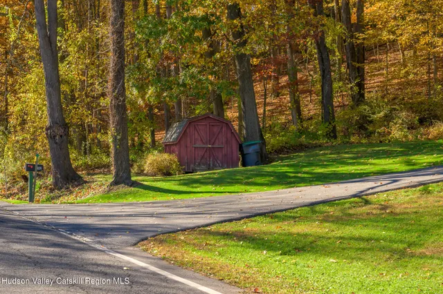 $998,000 | 4174 Highway 66, Malden Bridge, NY 12115