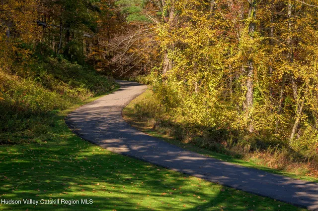 $998,000 | 4174 Highway 66, Malden Bridge, NY 12115