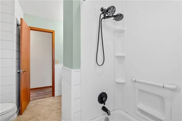 $287,000 | 1419 Woodlawn Drive, Warrensburg, MO 64093