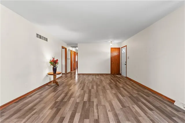 $287,000 | 1419 Woodlawn Drive, Warrensburg, MO 64093