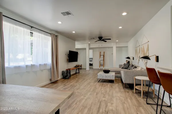 $3,999 | 1201 East Northview Avenue, Phoenix, AZ 85020