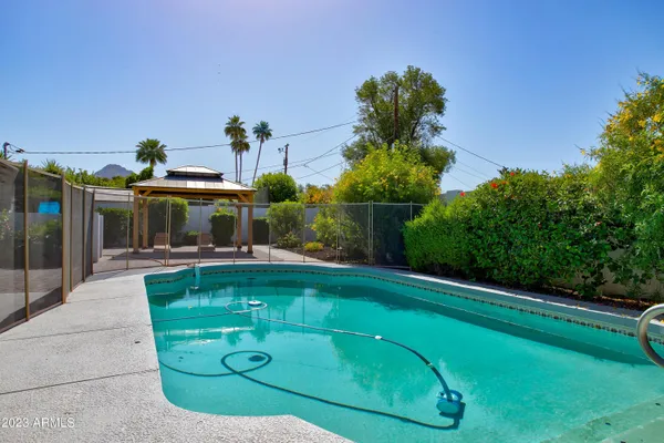 $3,999 | 1201 East Northview Avenue, Phoenix, AZ 85020