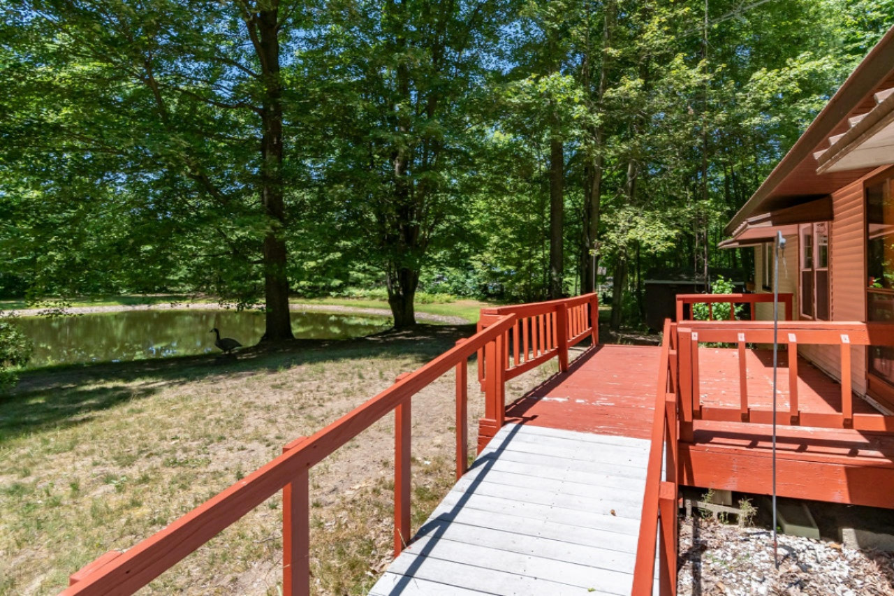 2422 Lincoln Road Allegan, MI 49010 - Photo 16 of 30 2422 Lincoln-14