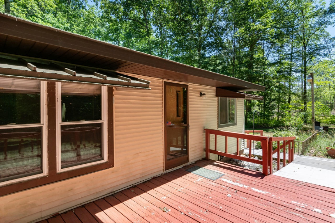 2422 Lincoln Road Allegan, MI 49010 - Photo 17 of 30 2422 Lincoln-15