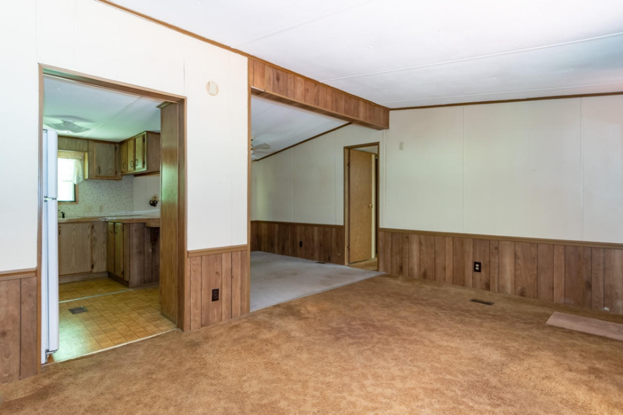 2422 Lincoln Road Allegan, MI 49010 - Photo 4 of 30 2422 Lincoln-2