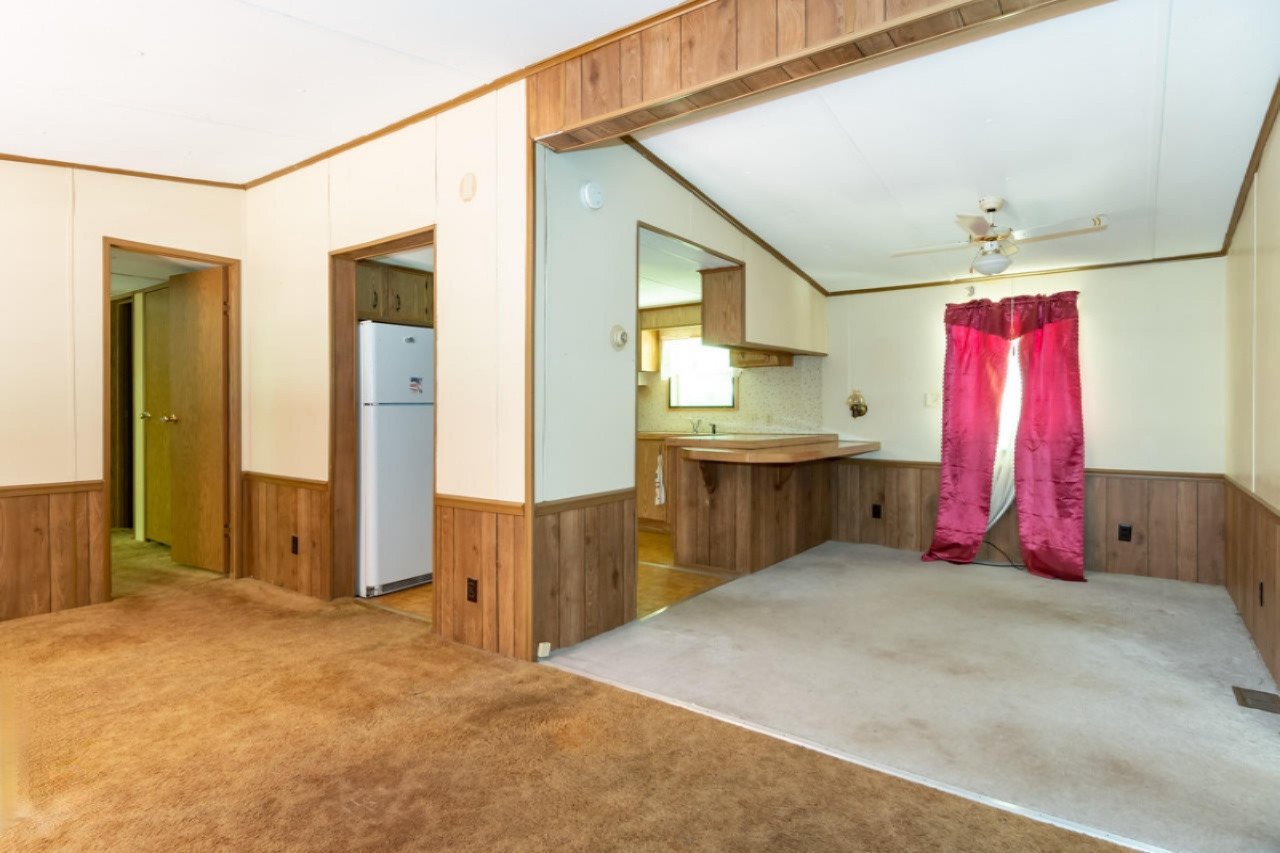 2422 Lincoln Road Allegan, MI 49010 - Photo 5 of 30 2422 Lincoln-3