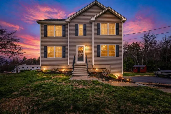 $785,000 | 63 Chester Turnpike, Hooksett, NH 03106