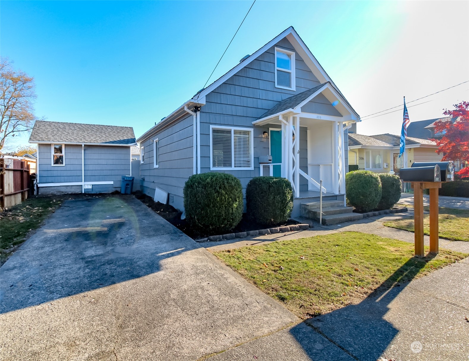 320 Williams Avenue North Renton, WA 98057 - Photo 2 of 24 Gallery Image 2