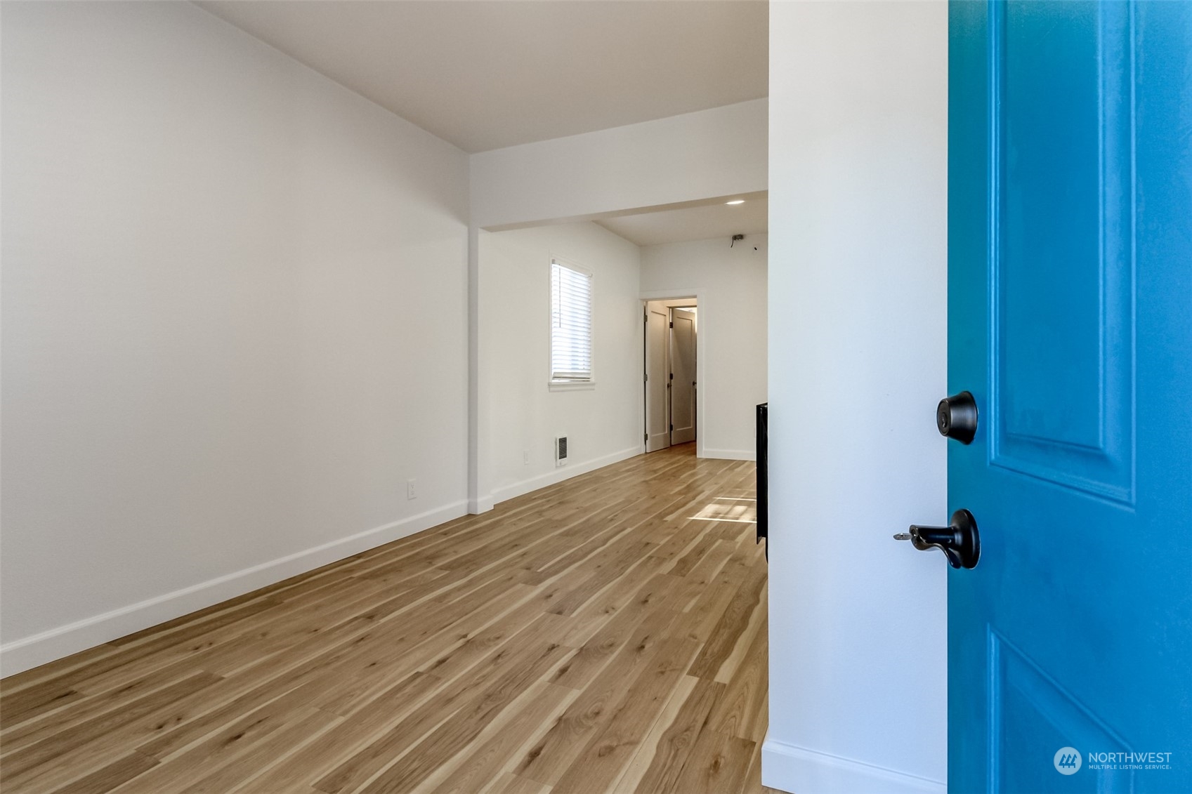 320 Williams Avenue North Renton, WA 98057 - Photo 6 of 24 Gallery Image 6
