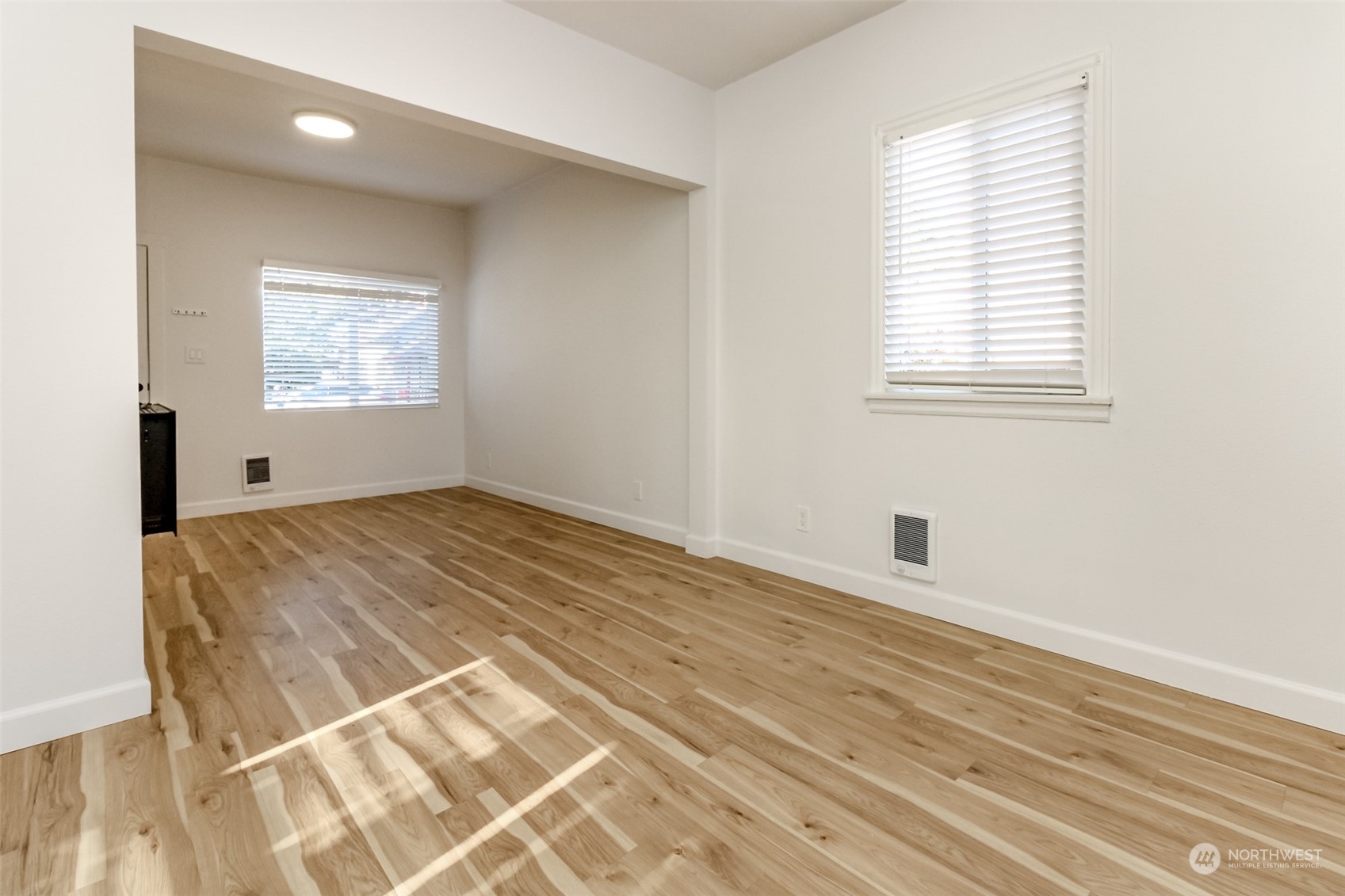 320 Williams Avenue North Renton, WA 98057 - Photo 8 of 24 Gallery Image 8