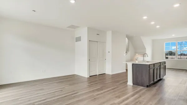 $420,990 | 1336 Foxglove Drive, Bartlett, IL 60103