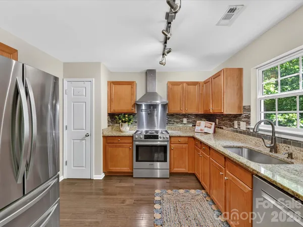$725,000 | 19040 Oakhurst Boulevard, Cornelius, NC 28031