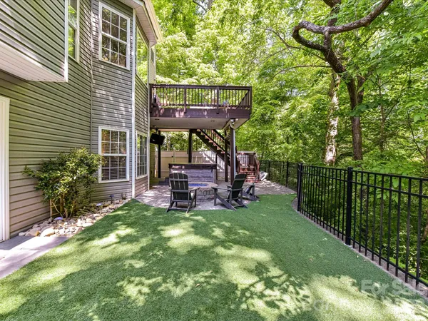 $725,000 | 19040 Oakhurst Boulevard, Cornelius, NC 28031