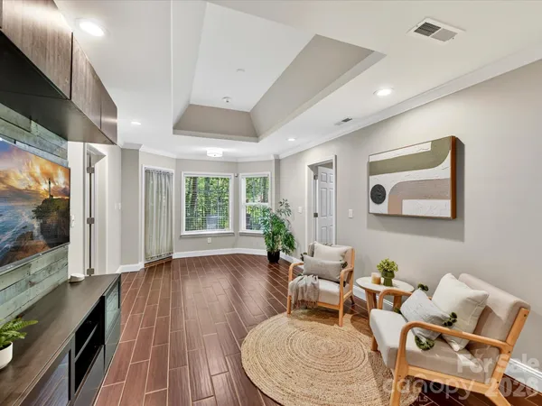 $725,000 | 19040 Oakhurst Boulevard, Cornelius, NC 28031