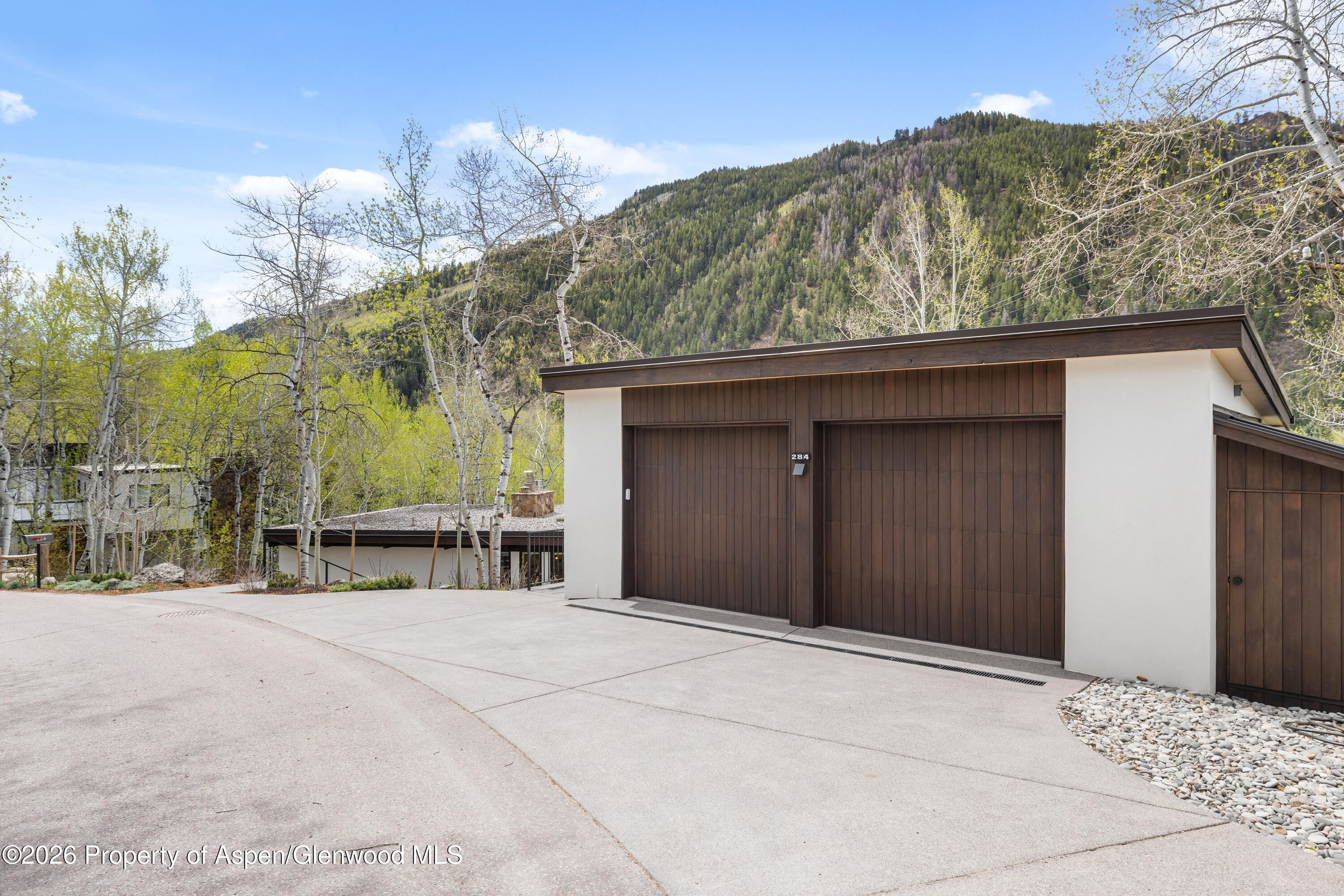 284 Eastwood Road Aspen, CO 81611 - Photo 25 of 32 32-284EastwoodRd_2604_0768