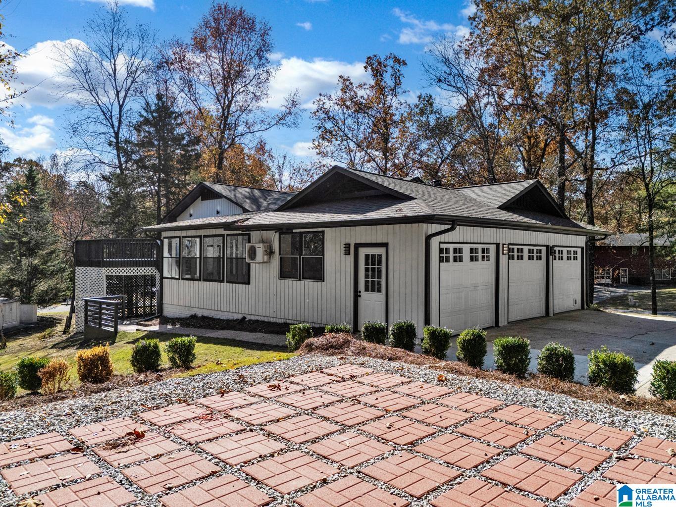 2575 Dalton Drive Pelham, AL 35124 - Photo 12 of 73