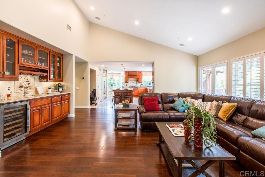 2450 Teten Way Encinitas, CA 92024 - Photo 9 of 25