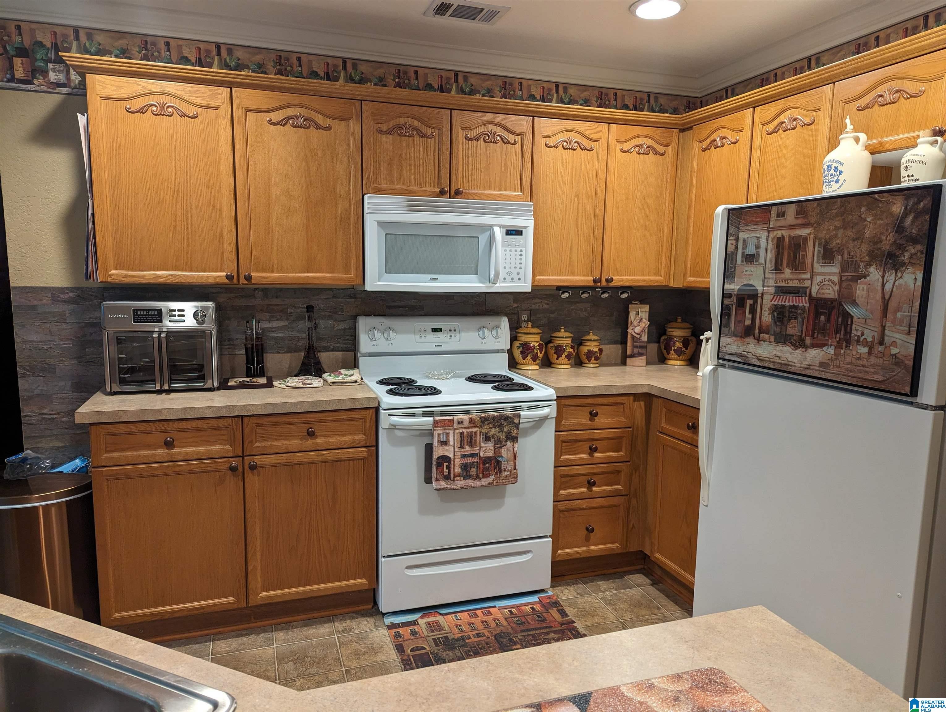 1005 Sunset Way Odenville, AL 35120 - Photo 9 of 38
