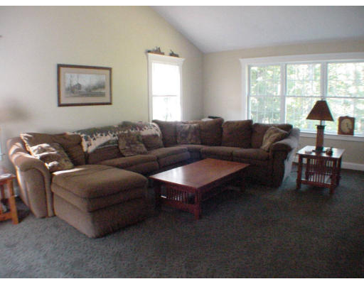 49 Glendale Road Sturbridge, MA 01518 - Photo 3 of 17