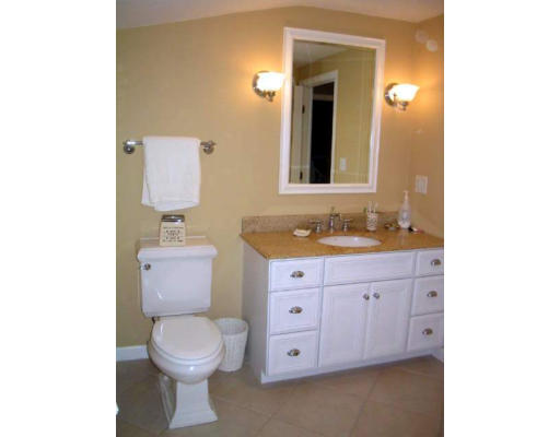 46 Smith Road Hingham, MA 02043 - Photo 14 of 18 Gallery Image 14