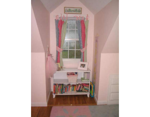 46 Smith Road Hingham, MA 02043 - Photo 16 of 18 Gallery Image 16