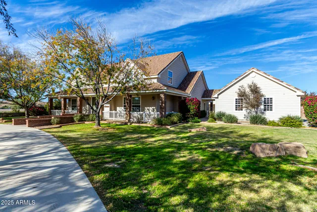 $1,875,000 | 2552 East Ridgewood Lane, Gilbert, AZ 85298