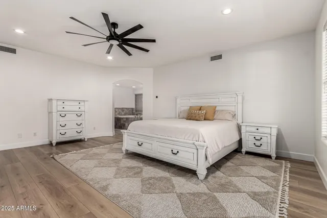 $1,875,000 | 2552 East Ridgewood Lane, Gilbert, AZ 85298