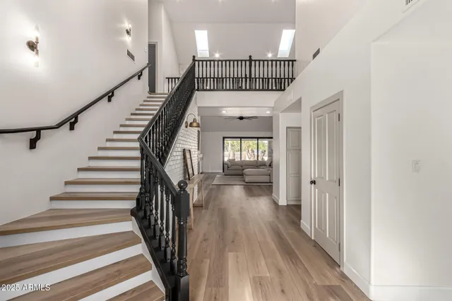 $1,875,000 | 2552 East Ridgewood Lane, Gilbert, AZ 85298