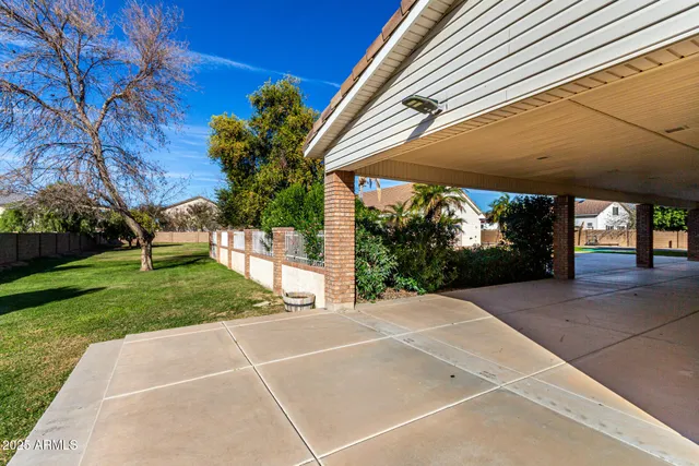 $1,875,000 | 2552 East Ridgewood Lane, Gilbert, AZ 85298