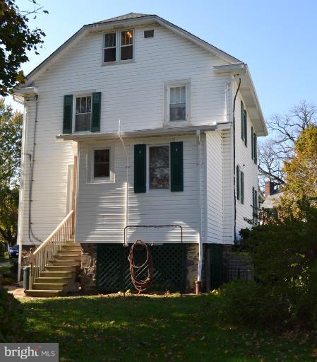 29 Overbrook Road Catonsville, MD 21228 - Photo 14 of 20 Exterior (Rear)
