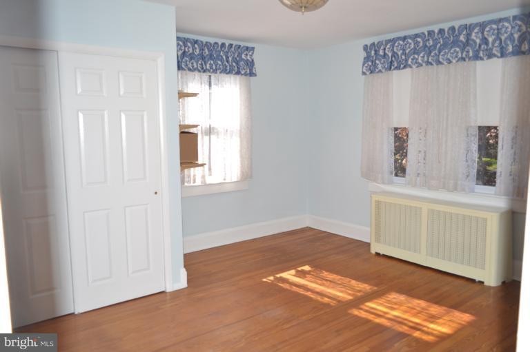 29 Overbrook Road Catonsville, MD 21228 - Photo 3 of 20 Bedroom