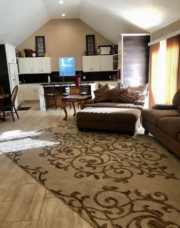 $2,000 | 17821 Theiss Mail Rte Road, Unit C, Spring, TX 77379