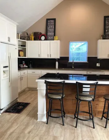 $2,000 | 17821 Theiss Mail Rte Road, Unit C, Spring, TX 77379