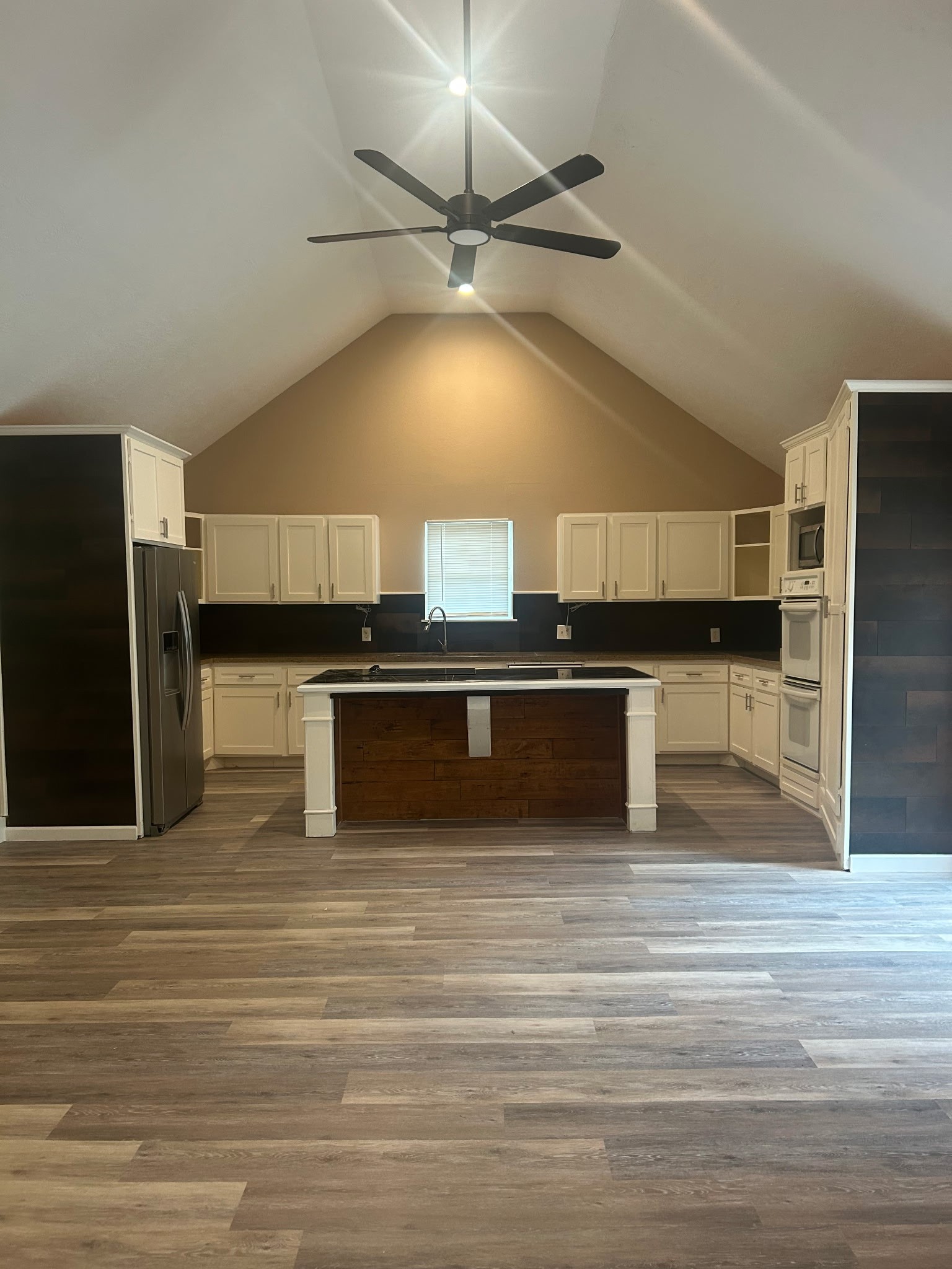 17821 Theiss Mail Rte Road, Unit C Spring, TX 77379 - Photo 2 of 21