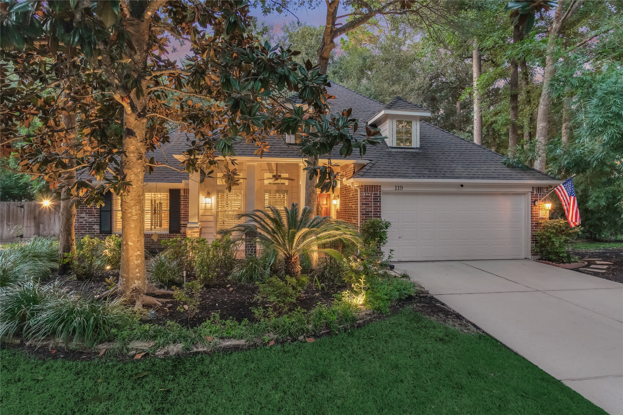 119 North Rambling Ridge Place The Woodlands, TX 77385 - Photo 4 of 50 Gallery Image 4