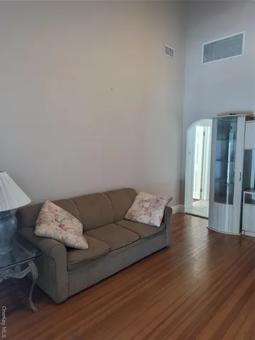 $2,950 | 25 July Walk, Long Beach, NY 11561