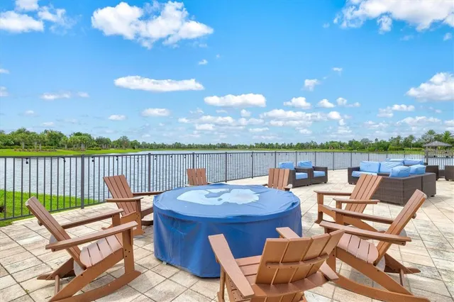 $584,900 | 16710 Ellsworth Avenue, Bradenton, FL 34202