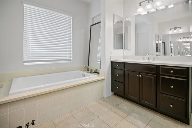 $913,900 | 13289 Cadenza Drive, Eastvale, CA 92880