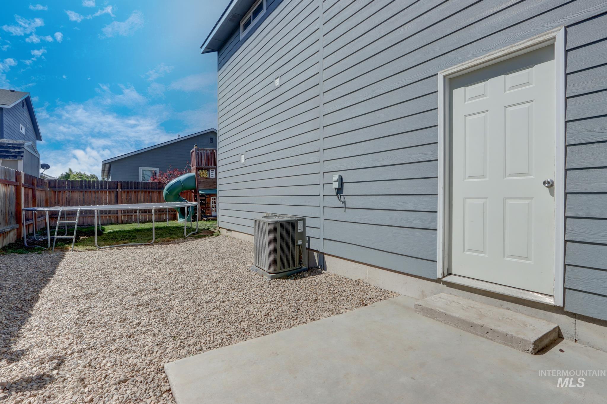 13593 Cocoa Beach Street Caldwell, ID 83607 - Photo 10 of 34