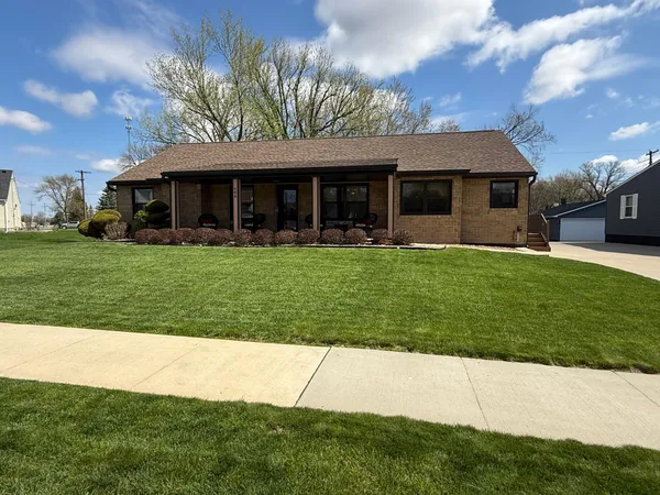 $253,000 | 608 4th Street, Morgan, MN 56266