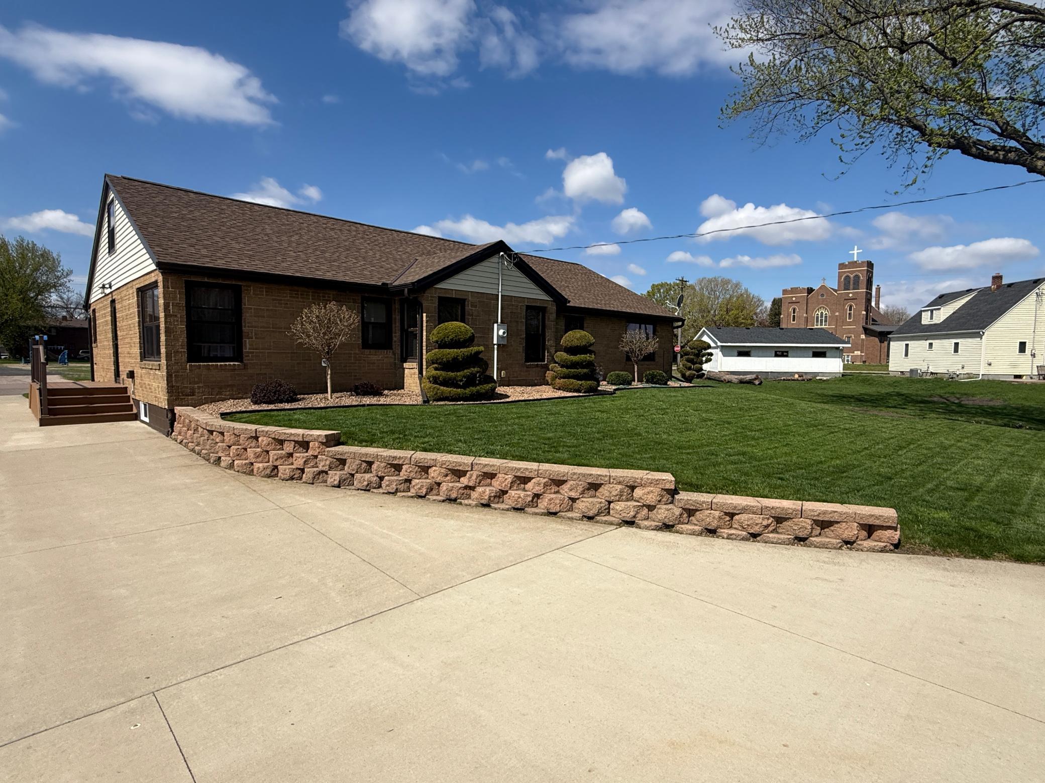 608 4th Street Morgan, MN 56266 - Photo 6 of 38